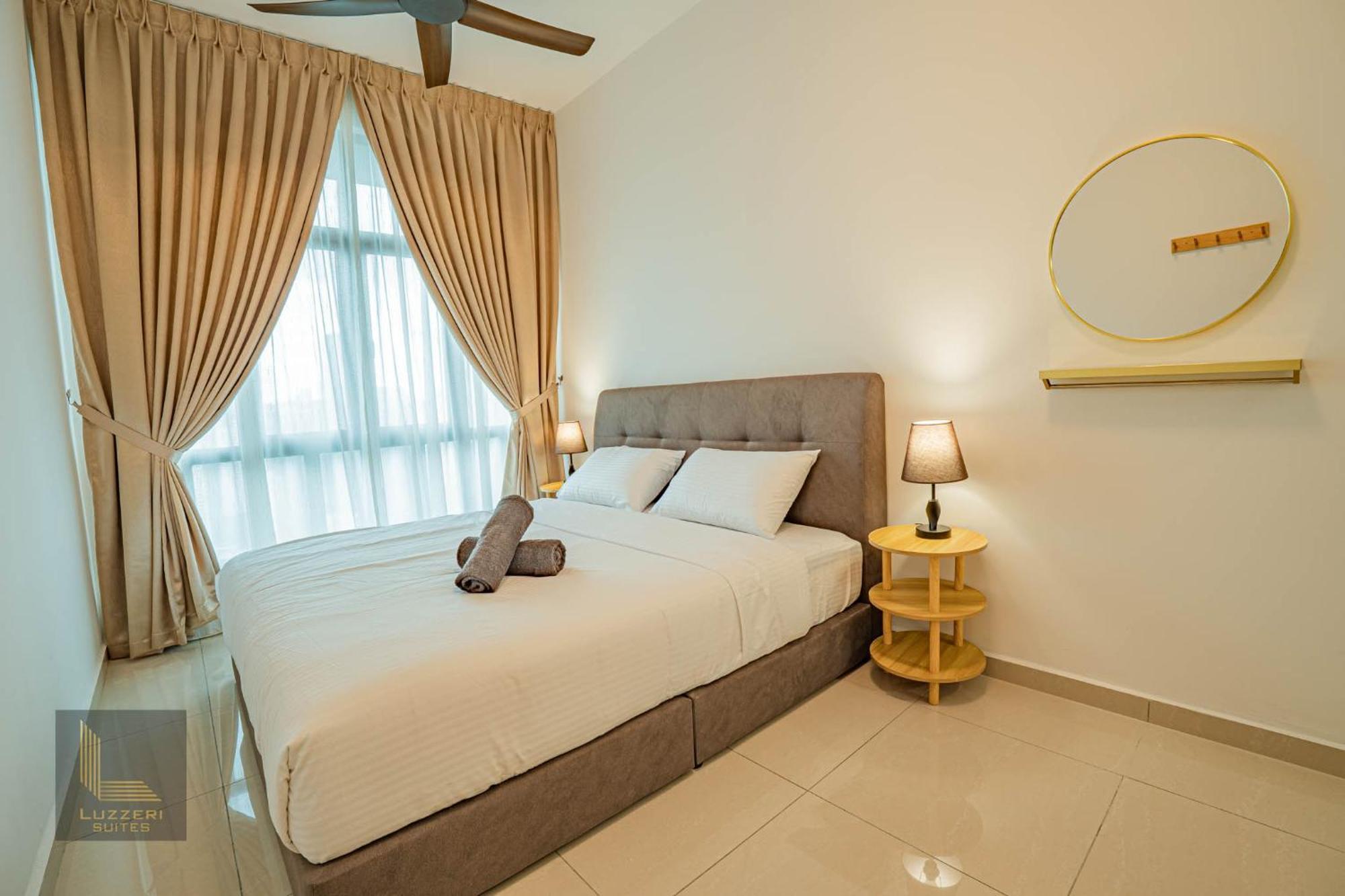 Legasi Kampung Baru Guesthouse Куала Лумпур Екстериор снимка